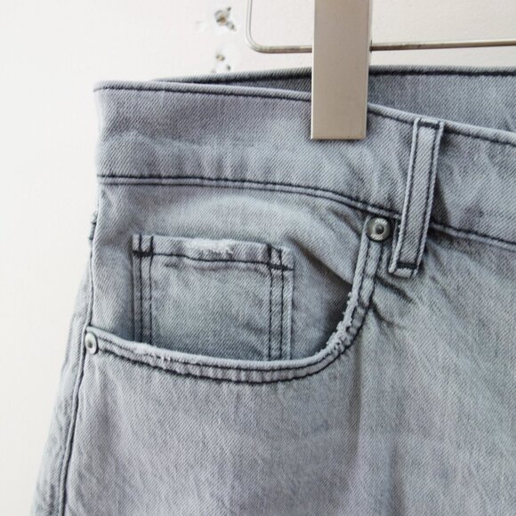 LOFT High Rise The Straight Crop Jeans in Grey Wash (W31/12) NWT! - Picture 7 of 12